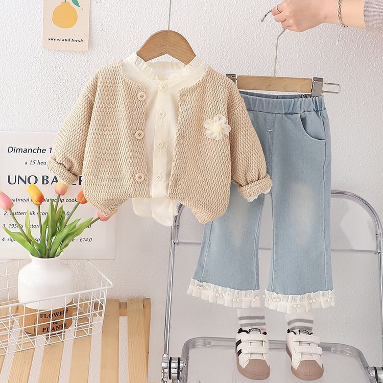 🤩🤩🥰ست سه تیکه فوق لاکچری دخترانه با بهترین کیفیت و زیبا ترین ترکیب رنگ ها 🤩🤩🥰